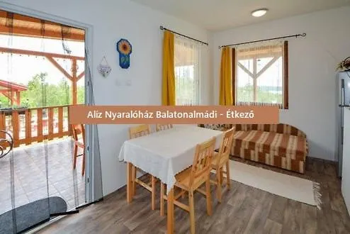 Aliz Nyaralohaz * Balatonalmádi